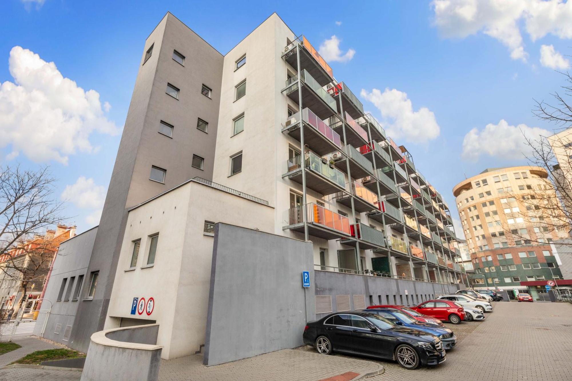 Appartement Lam Safari - Balcony - Ac - Free Parking à Bratislava Extérieur photo
